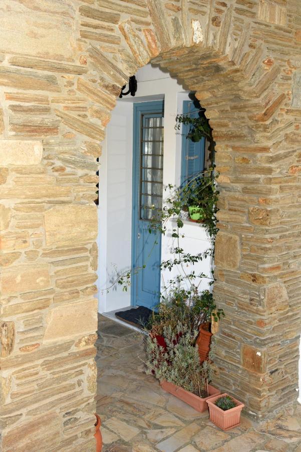 Andros Guesthouses Εξωτερικό φωτογραφία